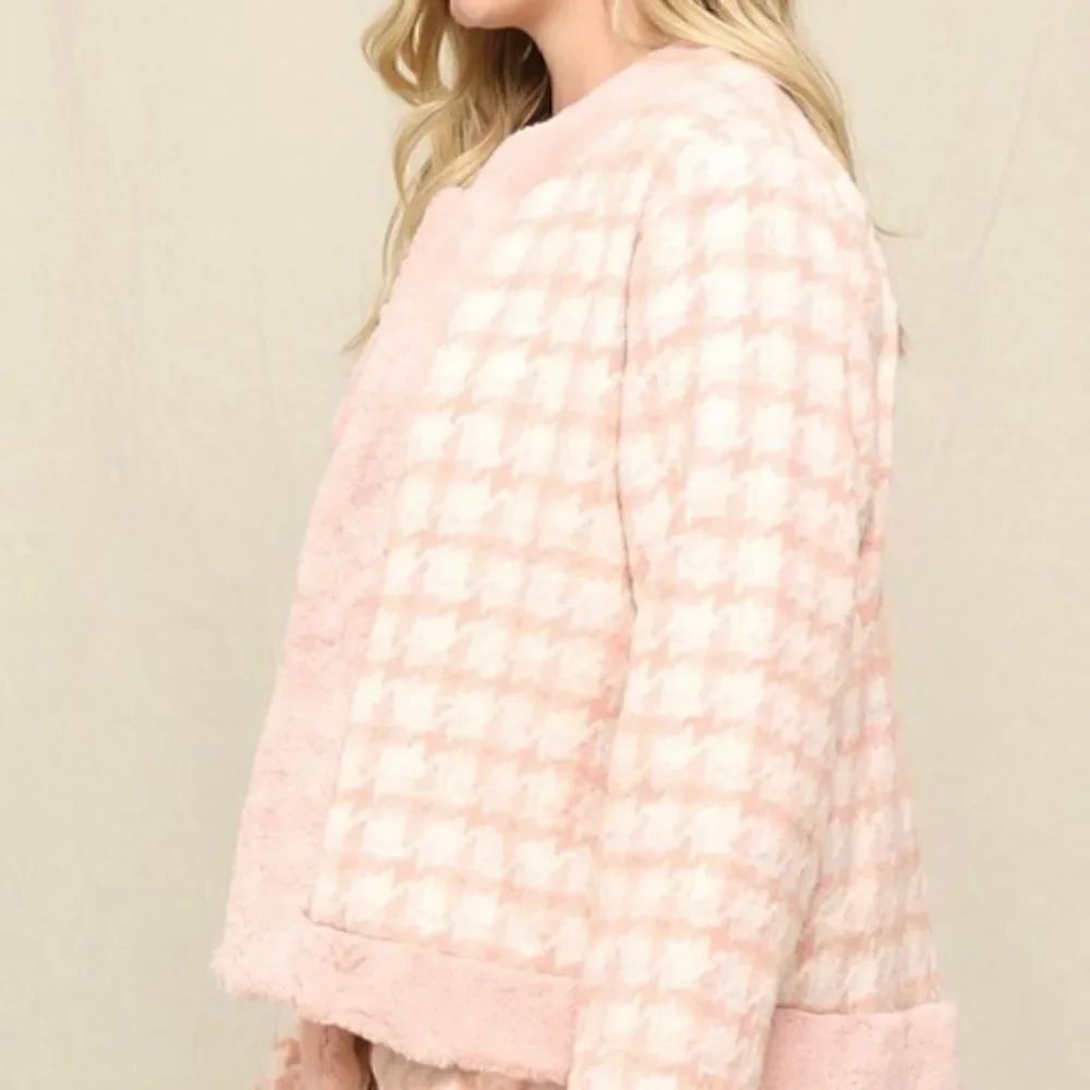 Pink Fur trimmed houndstooth jacket - Picture 10 of 11